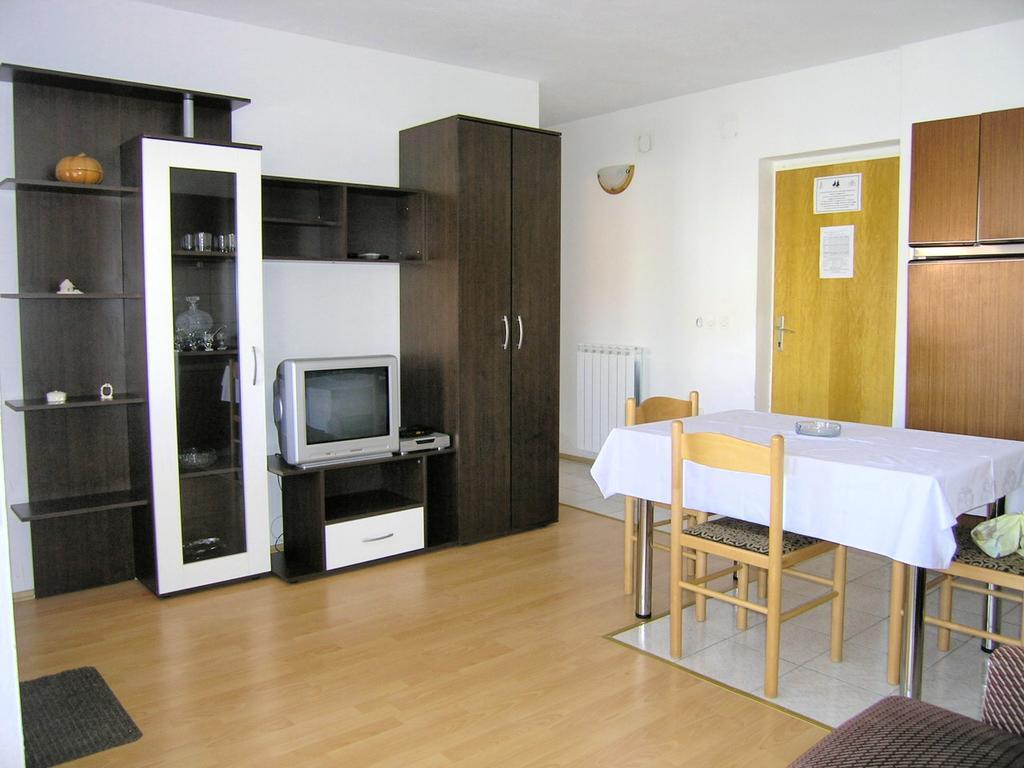 Zahija Apartment Krk Kamer foto